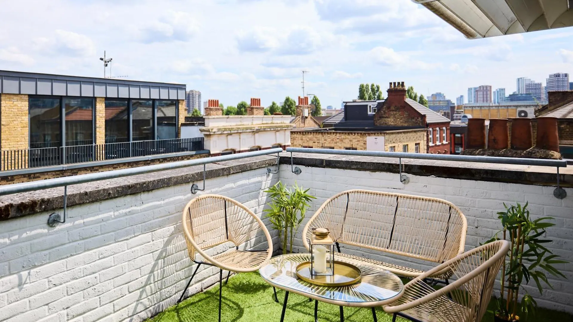The Brick Lane Arms - Breathtaking 2Bdr Penthouse With Balcony Apartment London