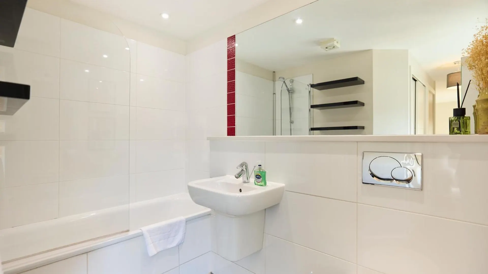 The Brick Lane Arms - Breathtaking 2Bdr Penthouse With Balcony Apartment London 0*,